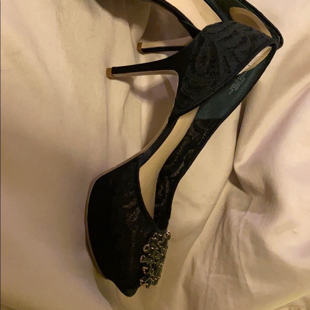 Pumps - Picture 3 of 3